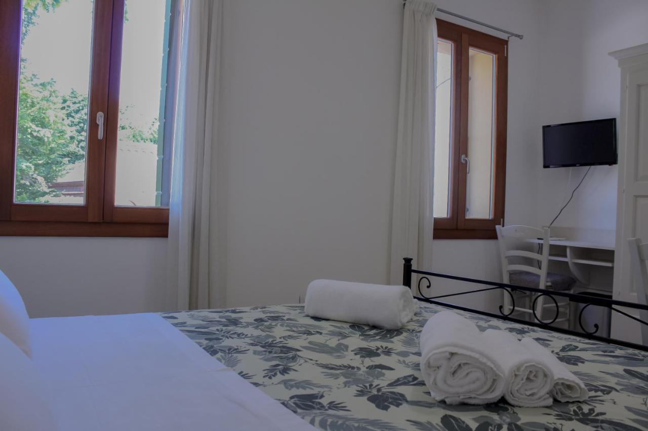 B&B L'Arte E Di Casa มีราโน ภายนอก รูปภาพ